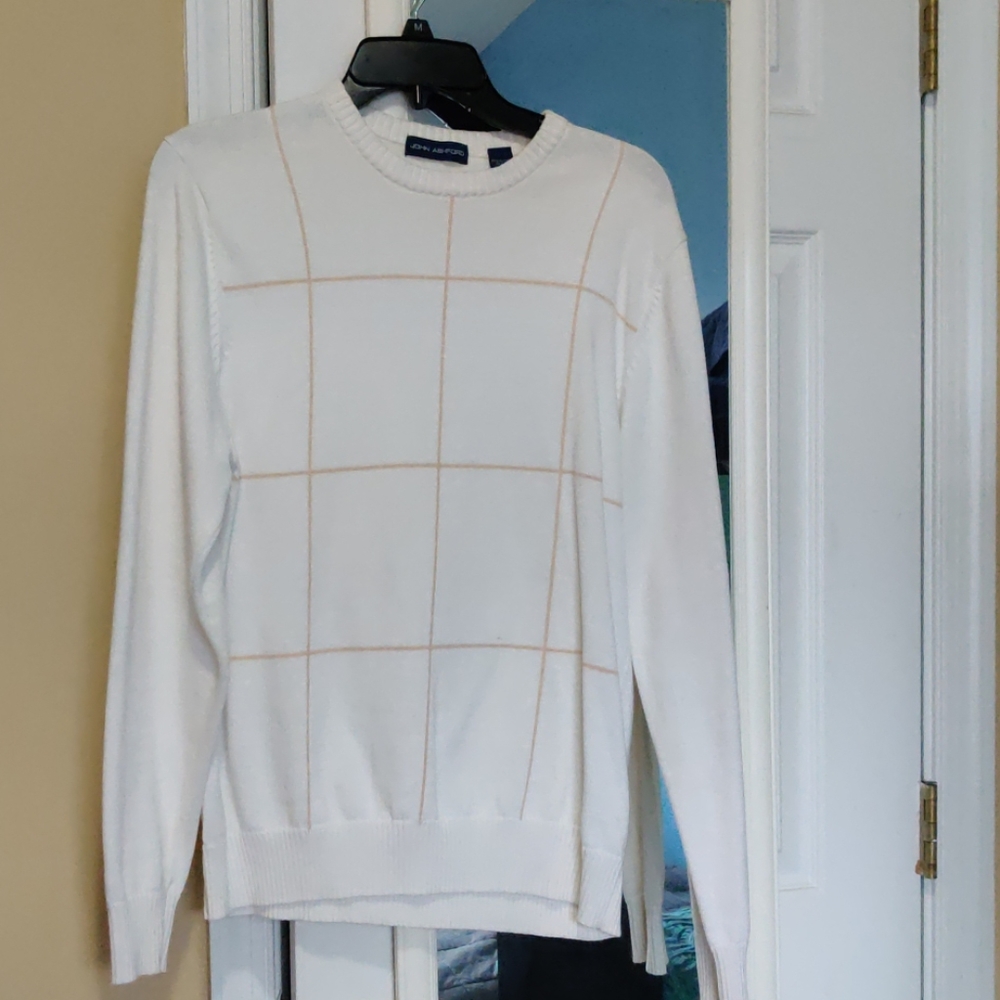 White and gold sweater